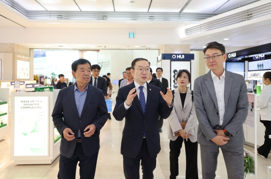 이명구 관세청장, 제주도 지정면세점 ...