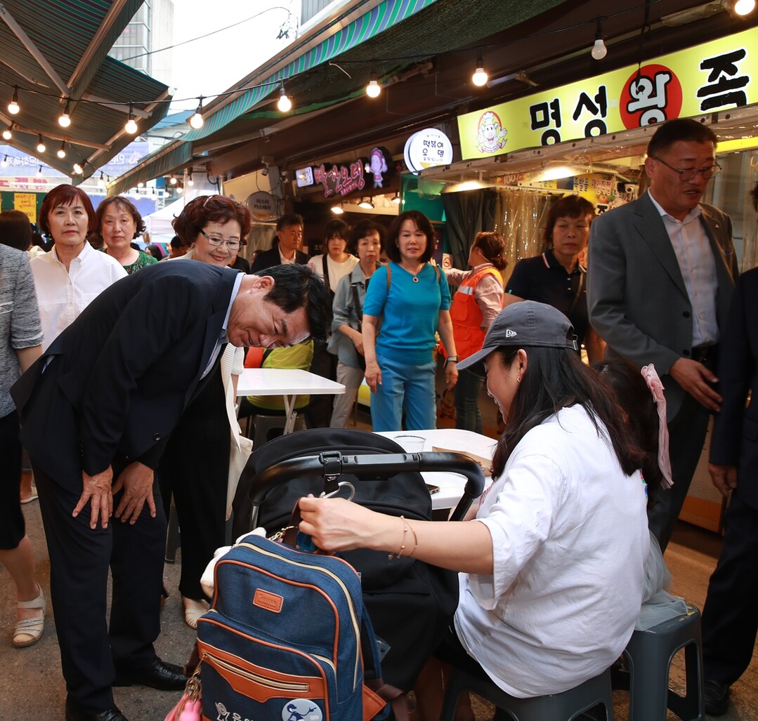 관악구 전통시장, 추석 앞두고“들썩들...
