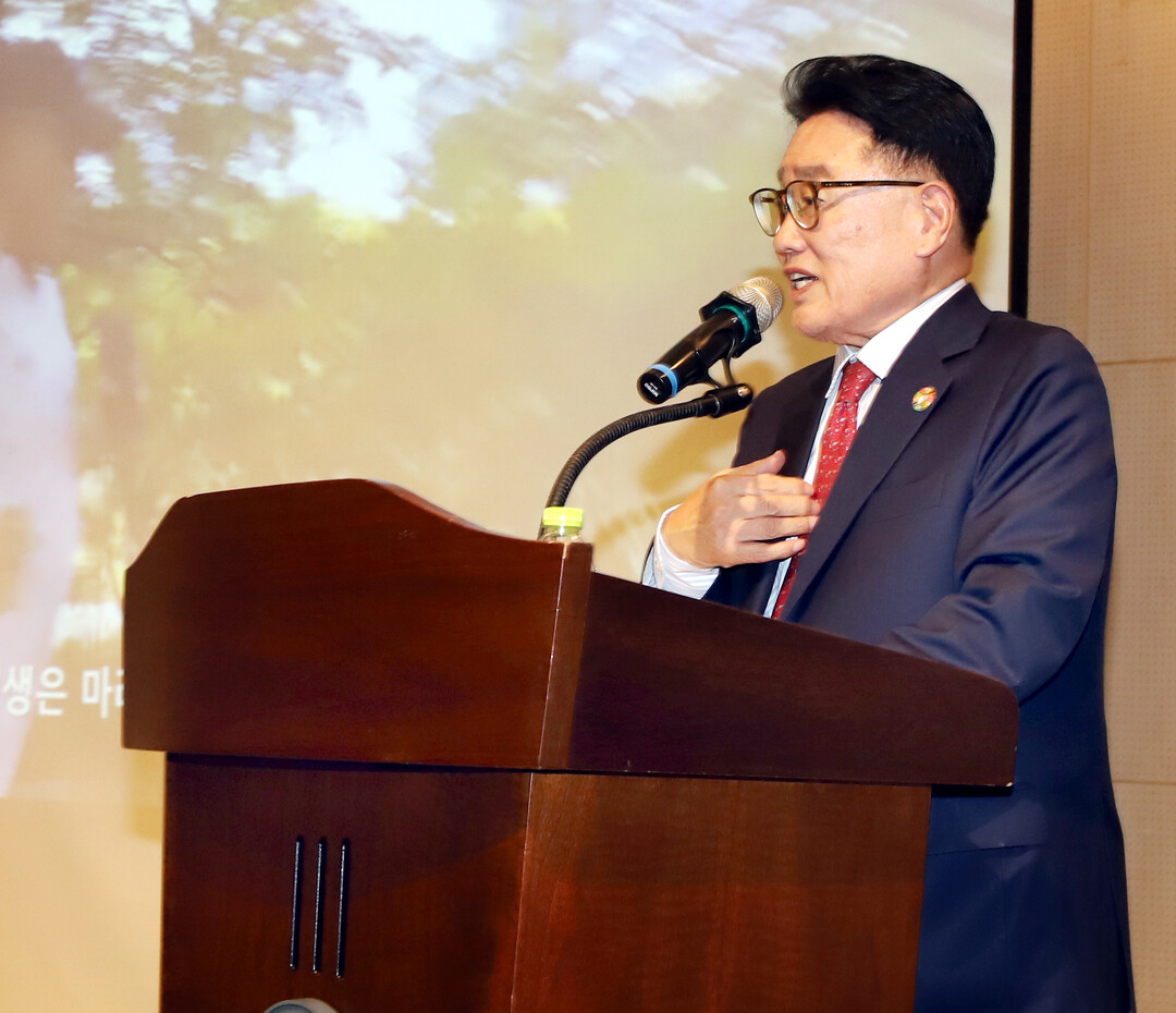 유준상 21세기 경제사회연구원 원장,...