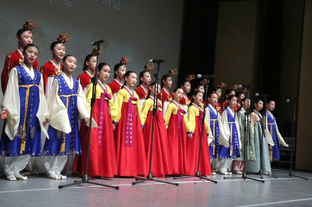 리틀엔젤스 공연으로 풍성하게… ‘20...