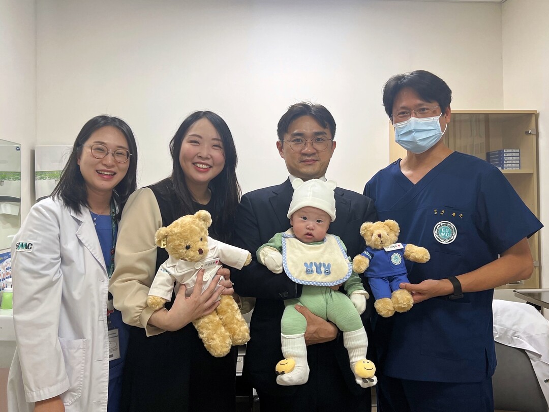 초응급 산모, 출산과 간이식 성공 “...