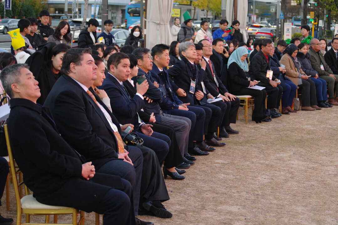 '아세안의 미·빛·창'...