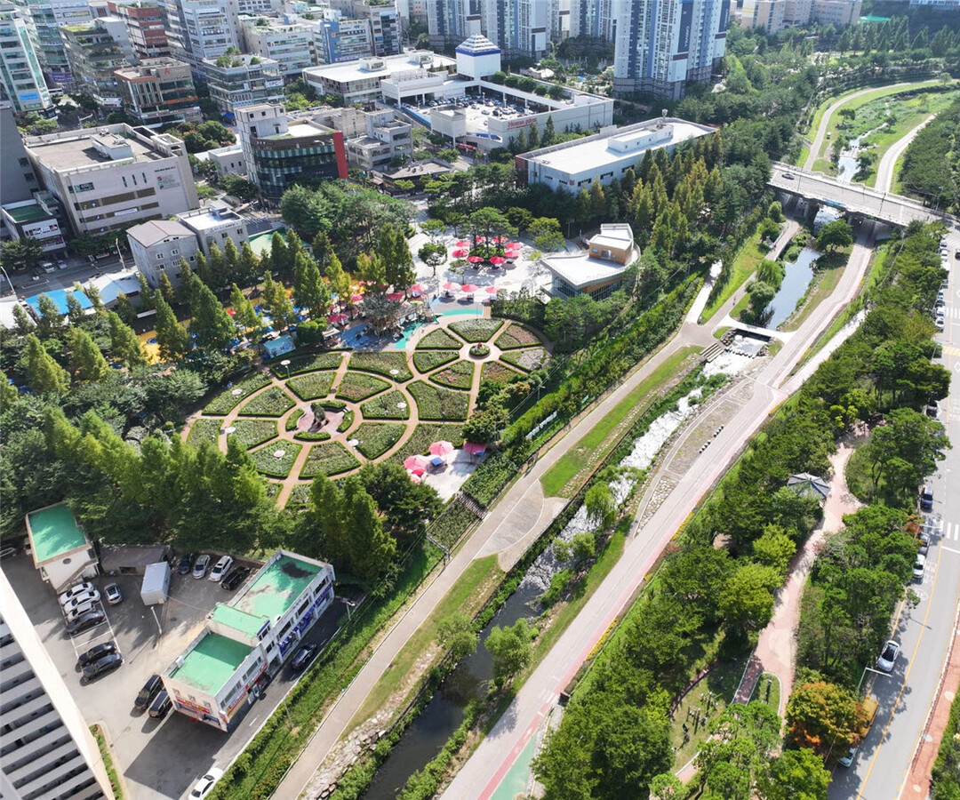 기장군, 좌광천 지방정원 유모차·휠체...