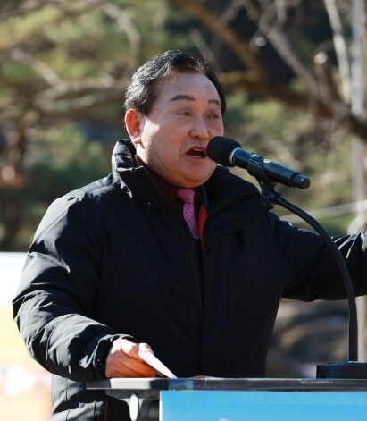 권오영 울산평화대사협의회장이 축사를 하고 있다.
 
