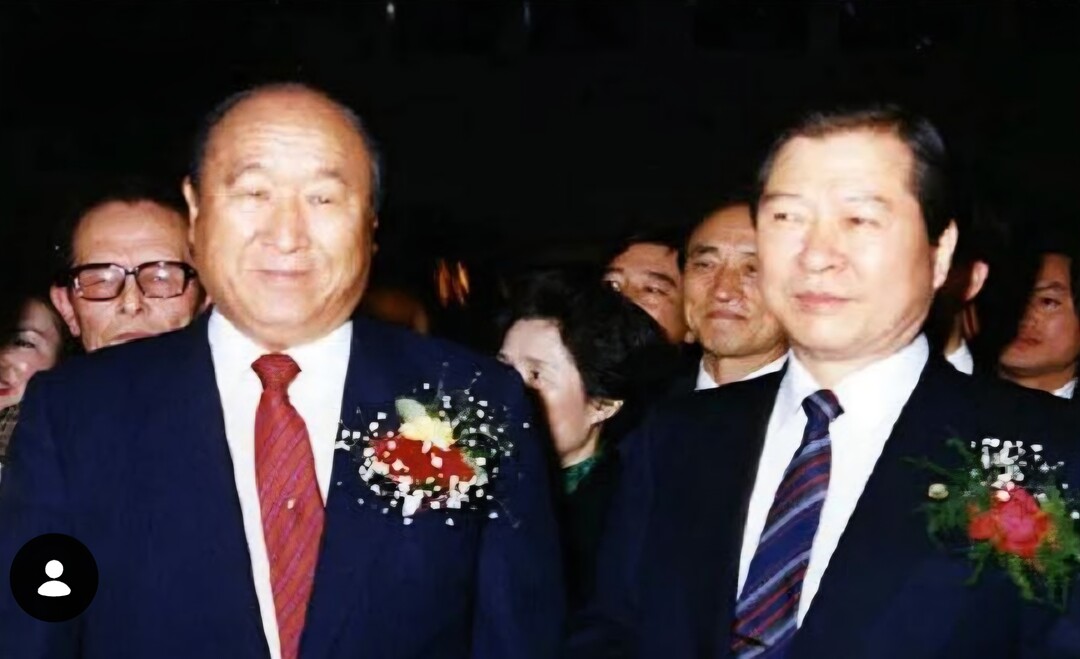 [신년특집②] 가시밭길에서 핀 평화의 꽃, 문선명과 김대중의 30년