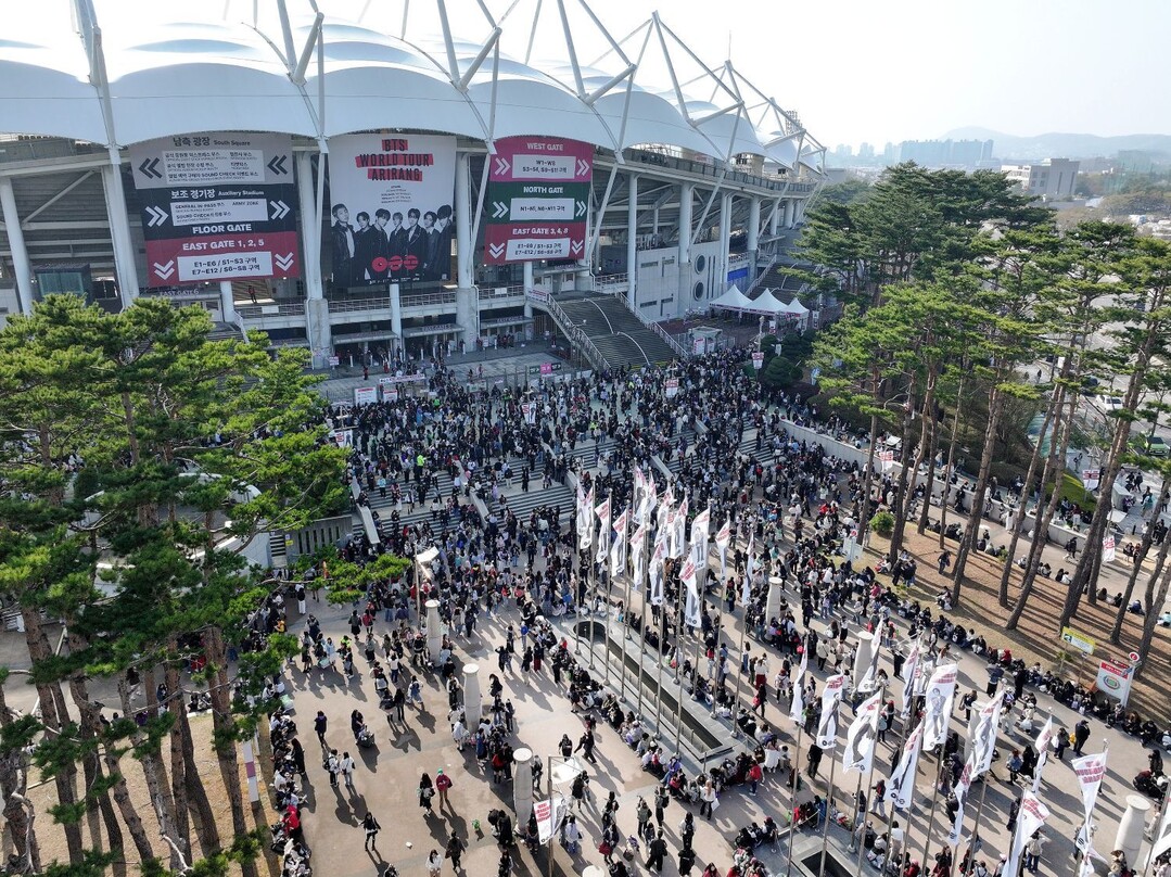 13만 몰린 고양 BTS 공연…‘콘서...