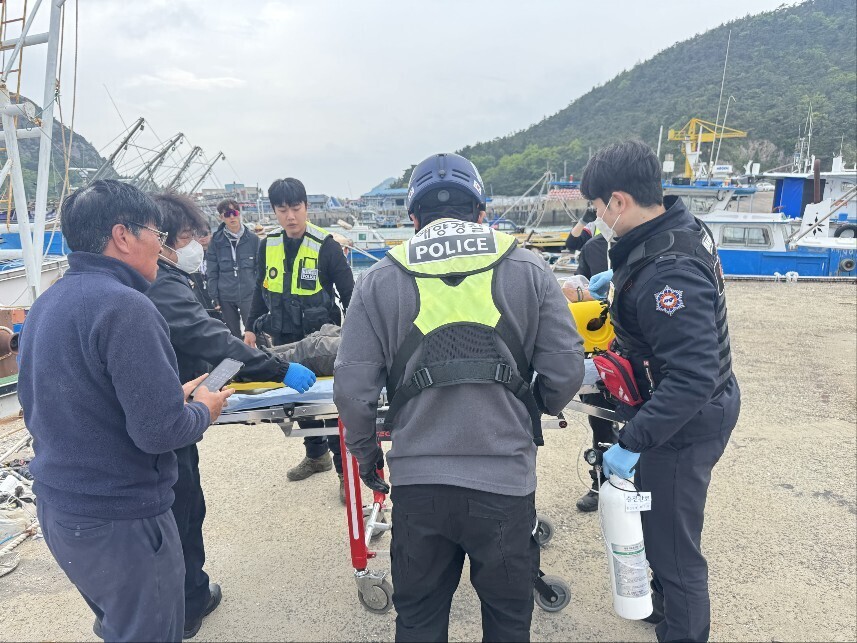 군산해경, 고군산군도 공사현장 추락 ...
