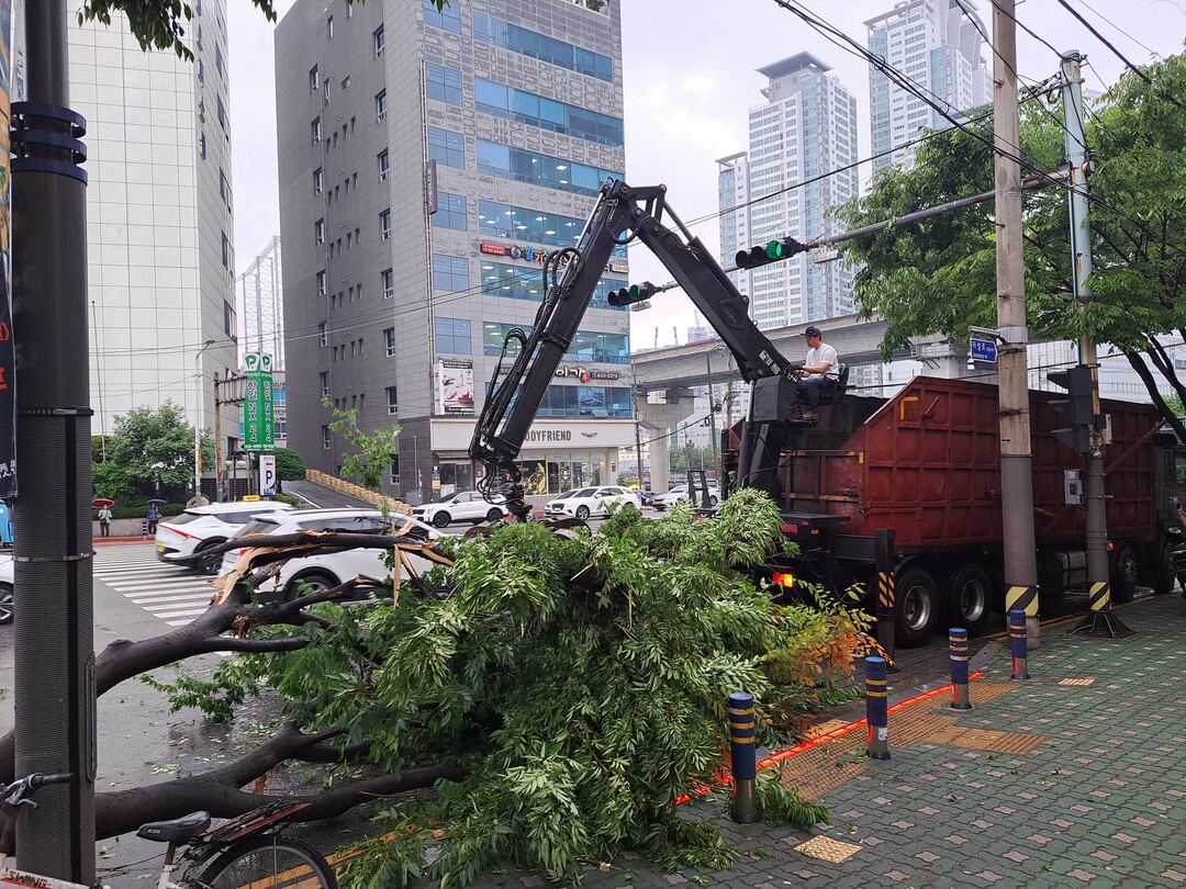 부산남부경찰서, 민‧경 협업으로 도로...