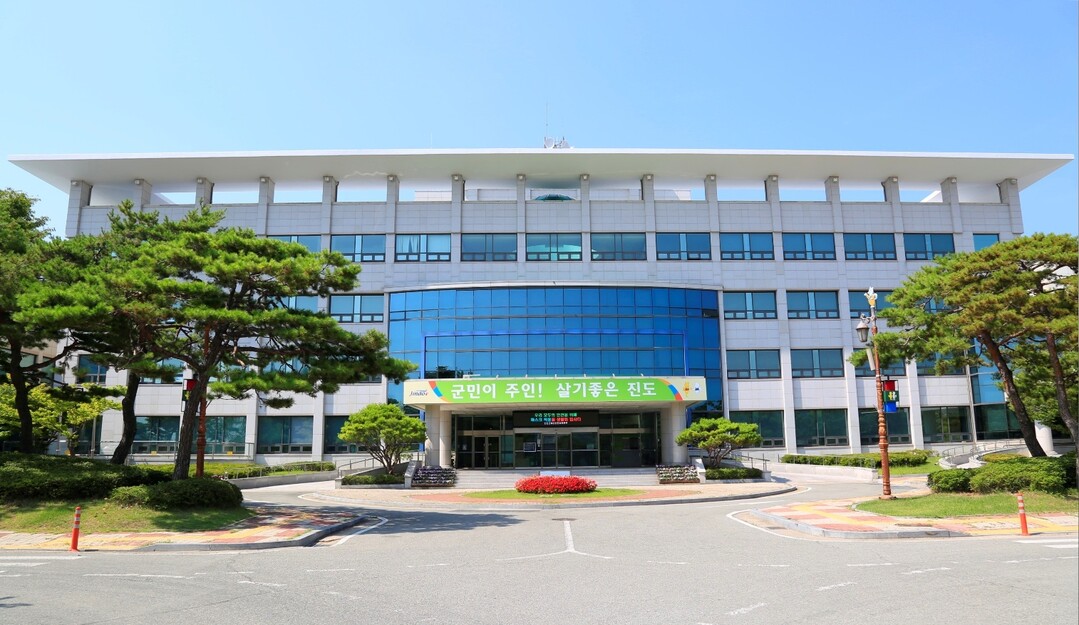 진도군 뒤흔든 입장문 파장…“군정 흔...