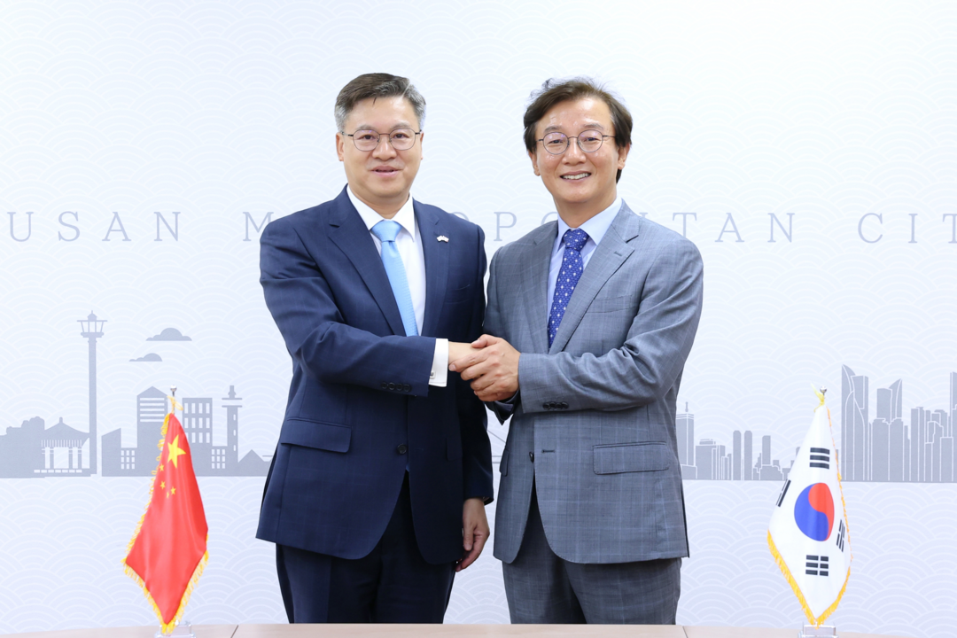 전재수 시장, 진일표 주부산 중국 총...