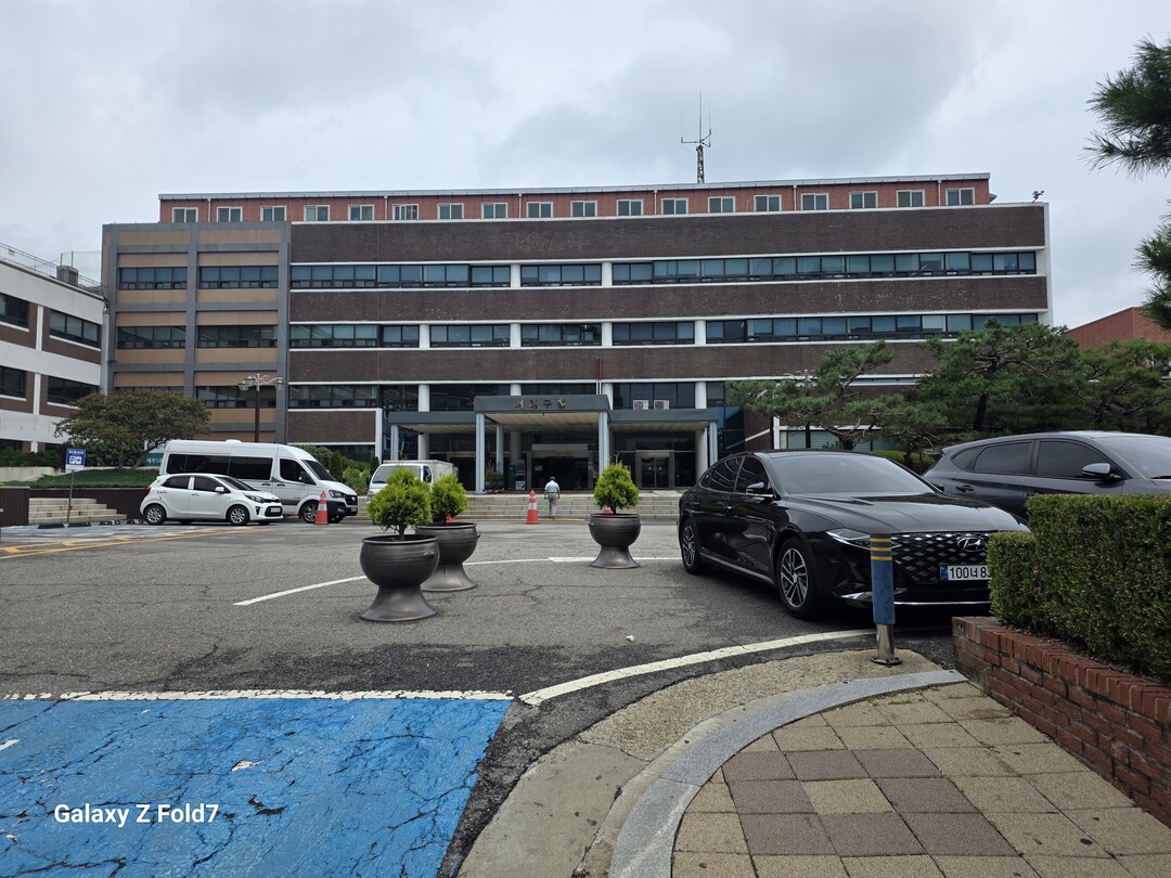 [단독]“예산 부족 호소 속 전문임기제 채용… 인천 서해구 인사 적절성 논란”