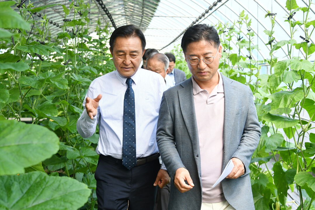 [포토] 김세훈 군수·농식품부, 농산...