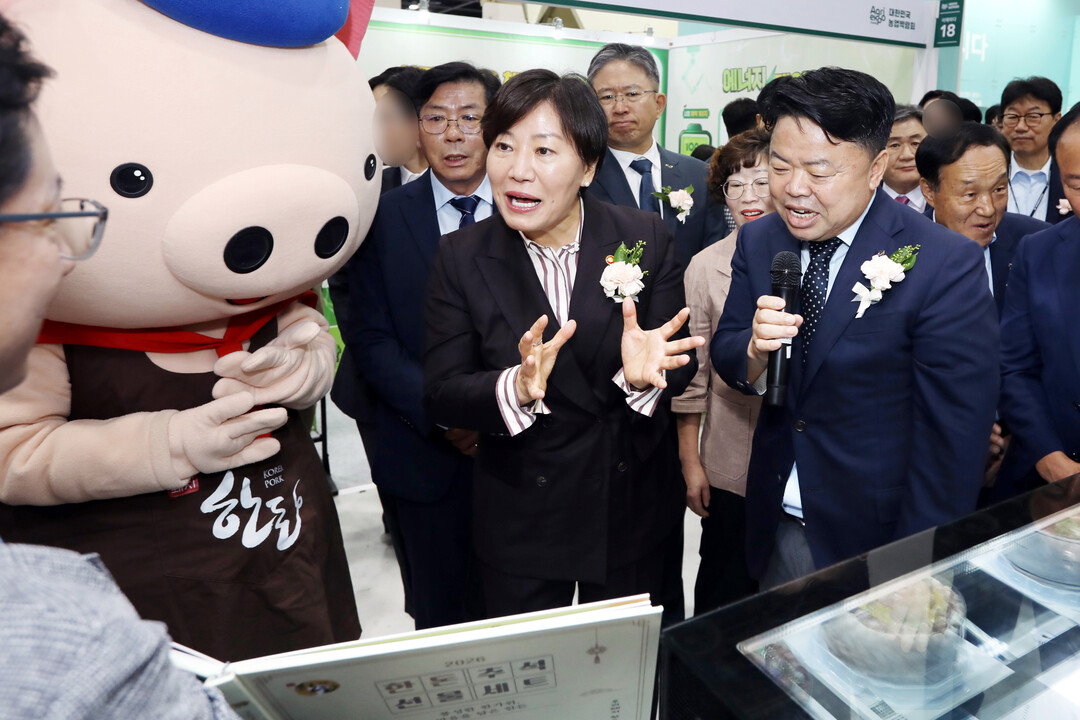 세계적 식재료, 가장 가까이에 한돈!’ 한돈자조금, 농업박람회서 한돈 가치 조명