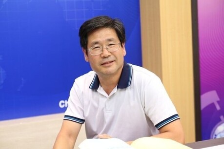 유종수 시인, 다섯 번째 시집 『네가 보고 싶은 날은 별을 헤아린다』 출간