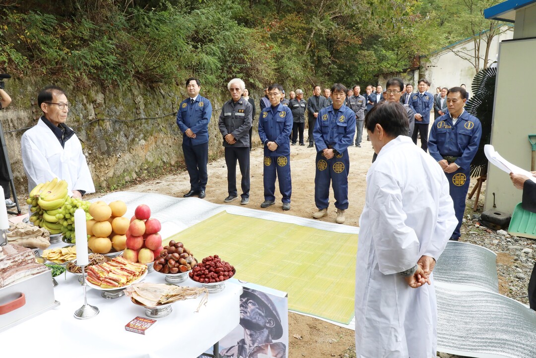 강원랜드, 650갱도서 방문객 안전기원…석탄산업전사 희생 기려
