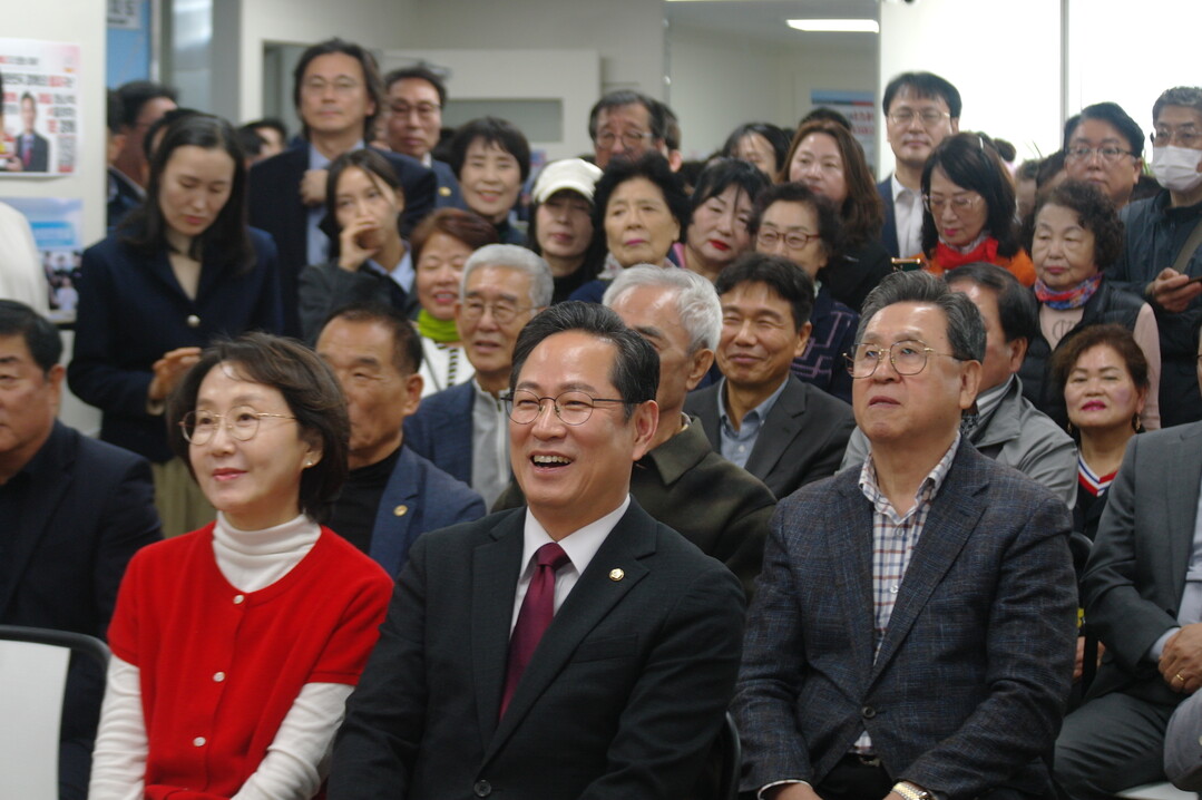 [기획] '지구 6바퀴 구른 ...